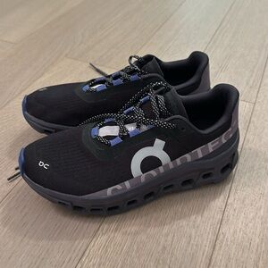 Women’s On Cloudmonster Shark/Magnet Black Sneaker size 9 W